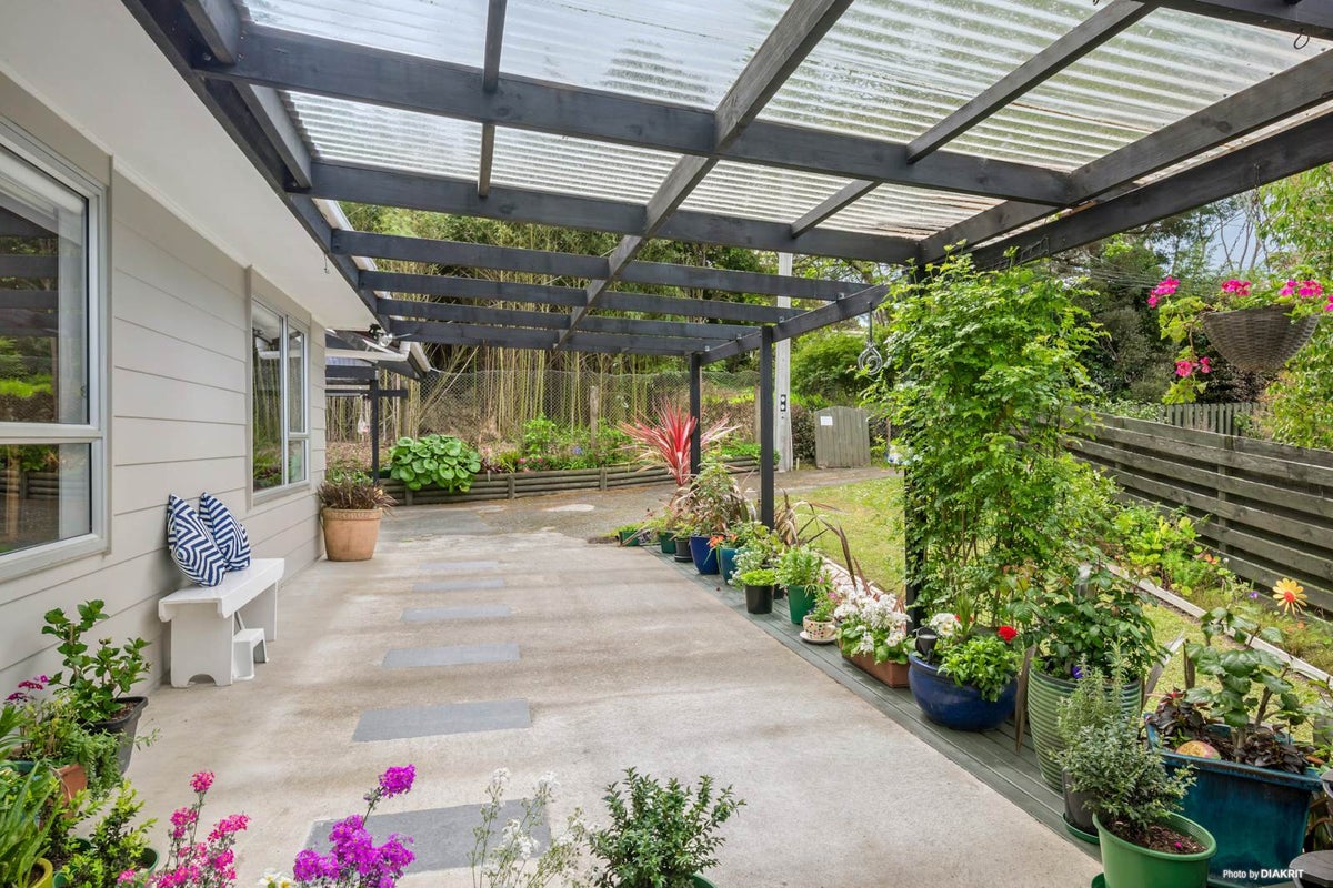 29A Fordham Street, Beach Haven, Auckland - Carousel 2
