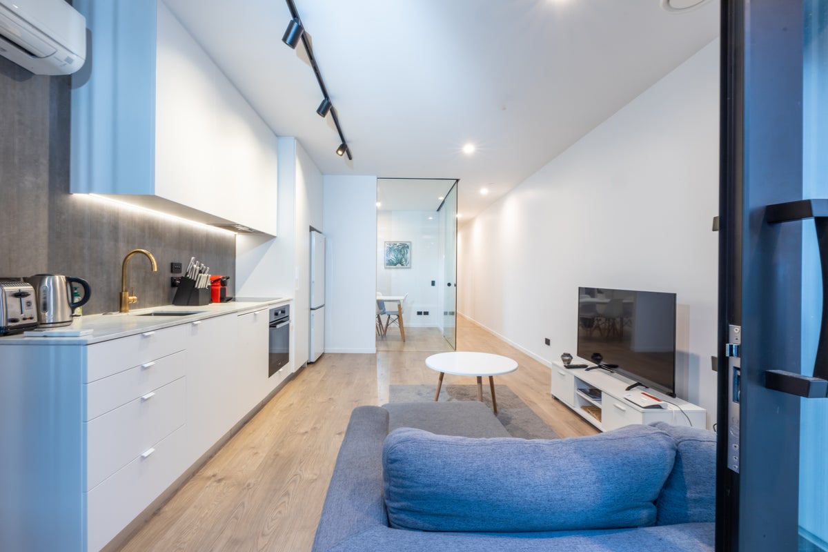 603/6 Dock Street, Auckland Central, Auckland - Carousel 1