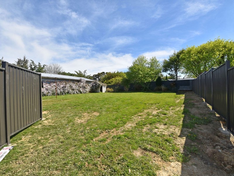 16B Holloway Street, Waikiwi, Invercargill - Carousel 1
