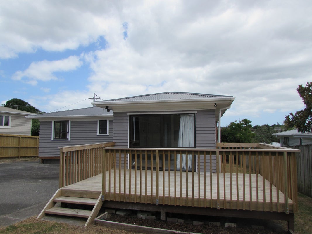 17 Blease Street, New Lynn, Auckland - Carousel 1