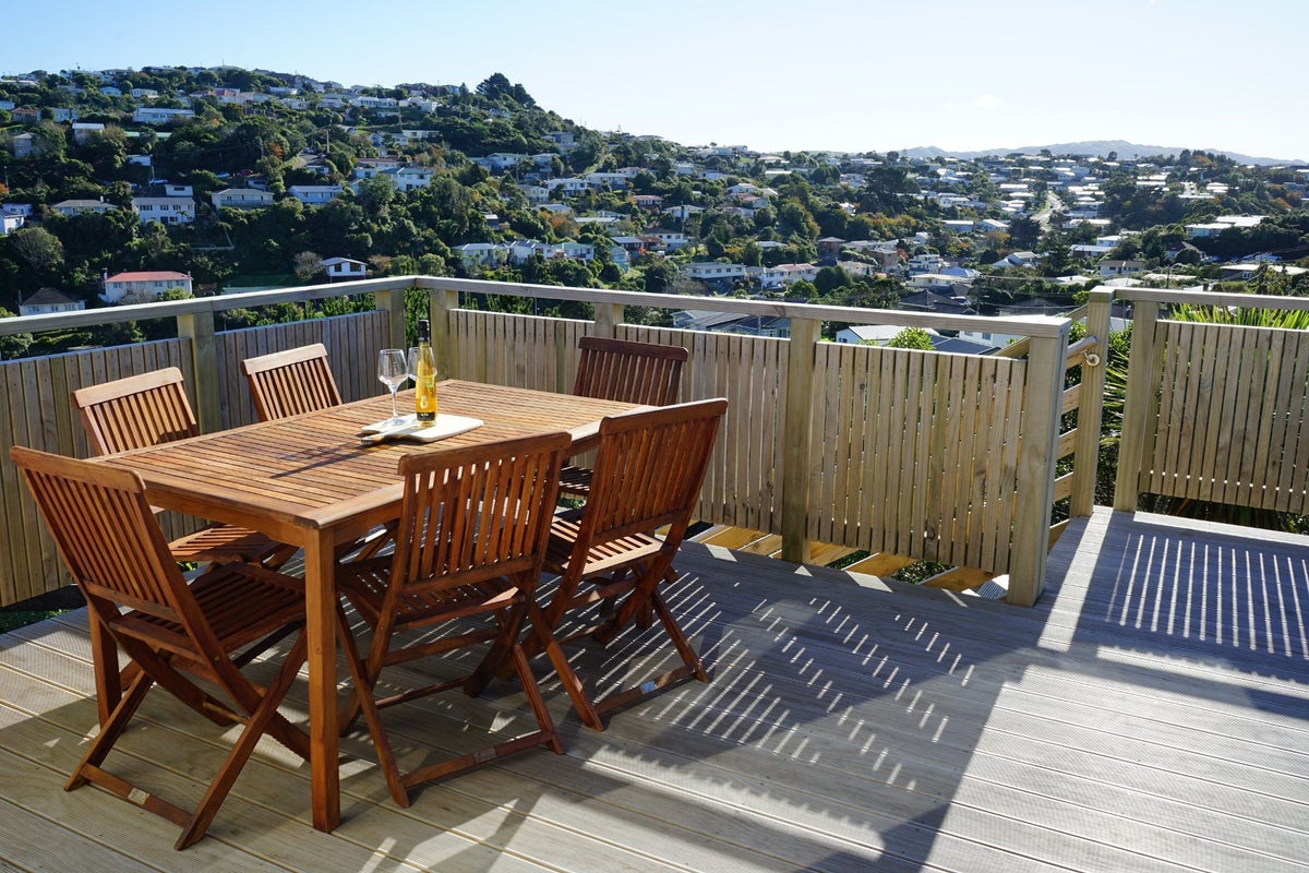 15 Dunmail Way, Newlands, Wellington - Carousel 1