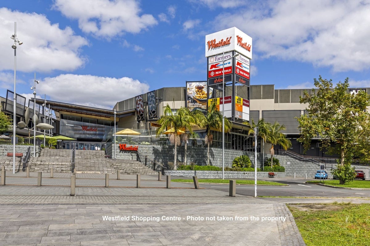301/27 Don McKinnon Drive, Albany, Auckland - Carousel 2
