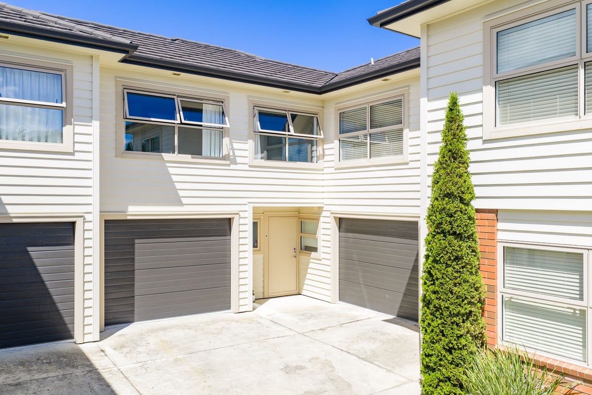 4/52 Cook Street, Hamilton East, Hamilton - Carousel 1