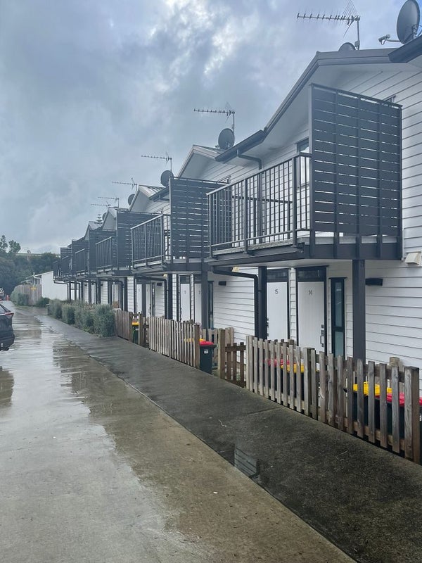 84 Avenue Road, Otahuhu, Auckland - Carousel 2
