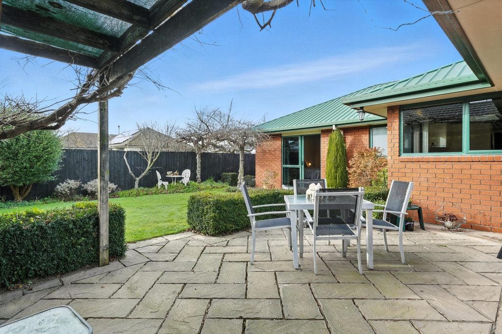 7 Netherby Lane, Shirley, Christchurch - Carousel 1
