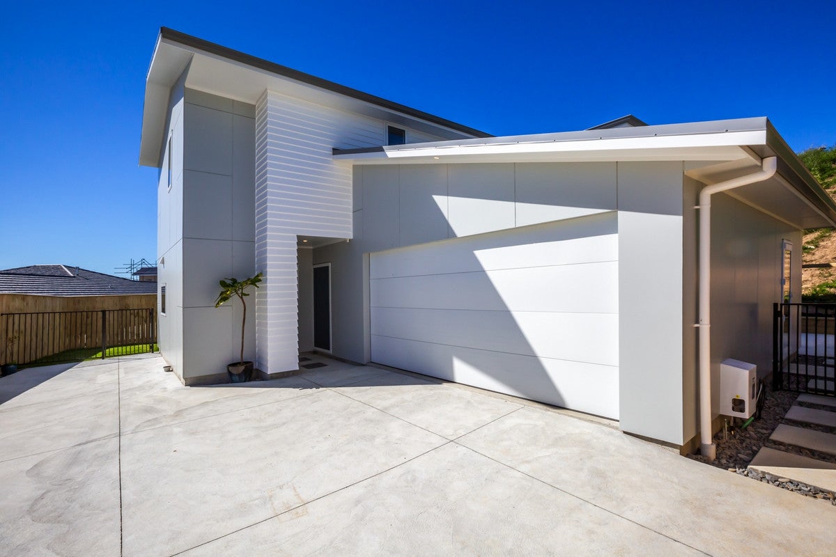 93A John Burke Drive, Aotea, Porirua - Carousel 2