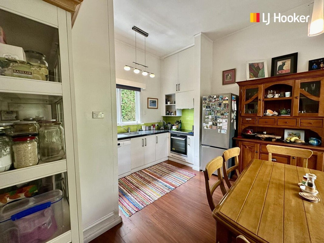 24 Mataora Road, Kenmure, Dunedin - Carousel 2