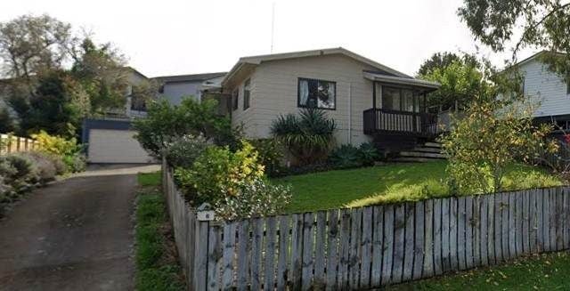 6 Shadon Place, Stanmore Bay, Whangaparaoa - Carousel 2