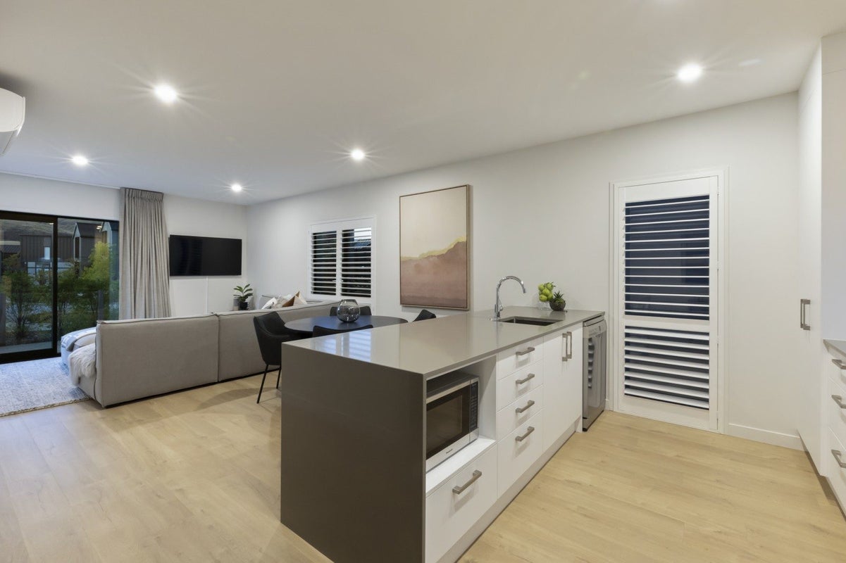 29 Mulholland Drive, Jacks Point, Queenstown - Carousel 2