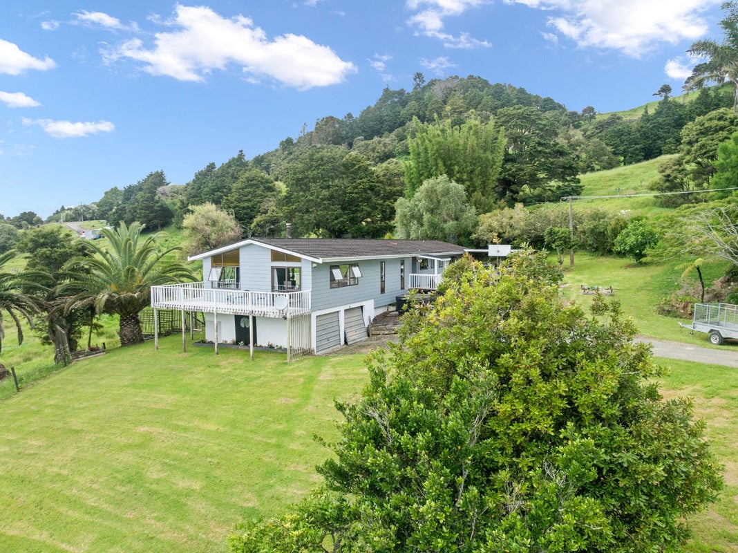 15 Ormiston Road, Whangarei - Carousel 1
