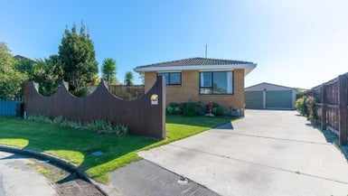 14 Glenbyre Place, Bromley, Christchurch - Carousel 1
