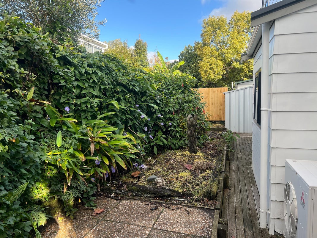 2/125 View Road, Sunnyvale, Auckland - Carousel 14