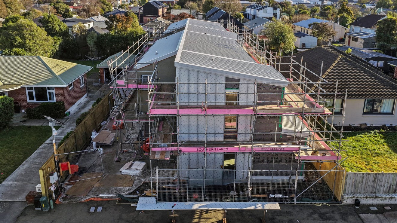 51 Evesham Crescent, Spreydon, Christchurch - Carousel 1