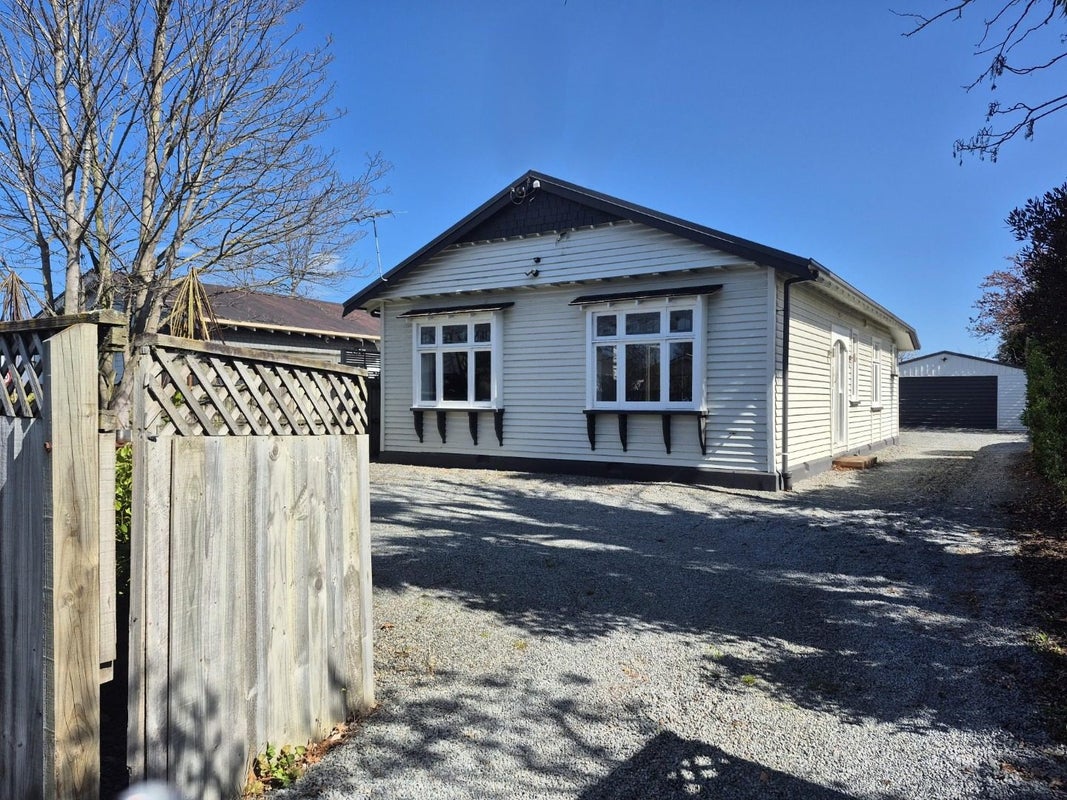 165 Hills Road, Edgeware, Christchurch - Carousel 1