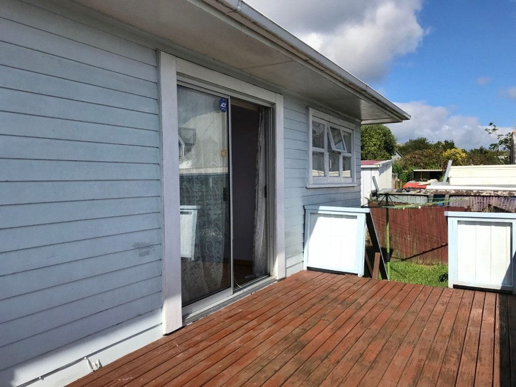 28 Archibald Road, Kelston, Auckland - Carousel 10