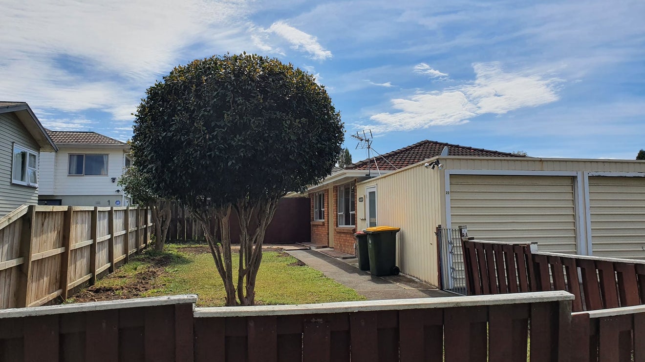 1/22 La Perouse Street, Botany Downs, Auckland - Carousel 1