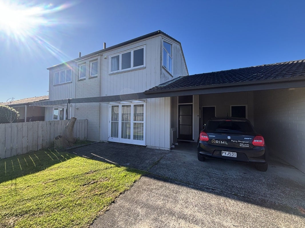 49 Hamilton Drive, Waiuku, Waiuku - Carousel 1