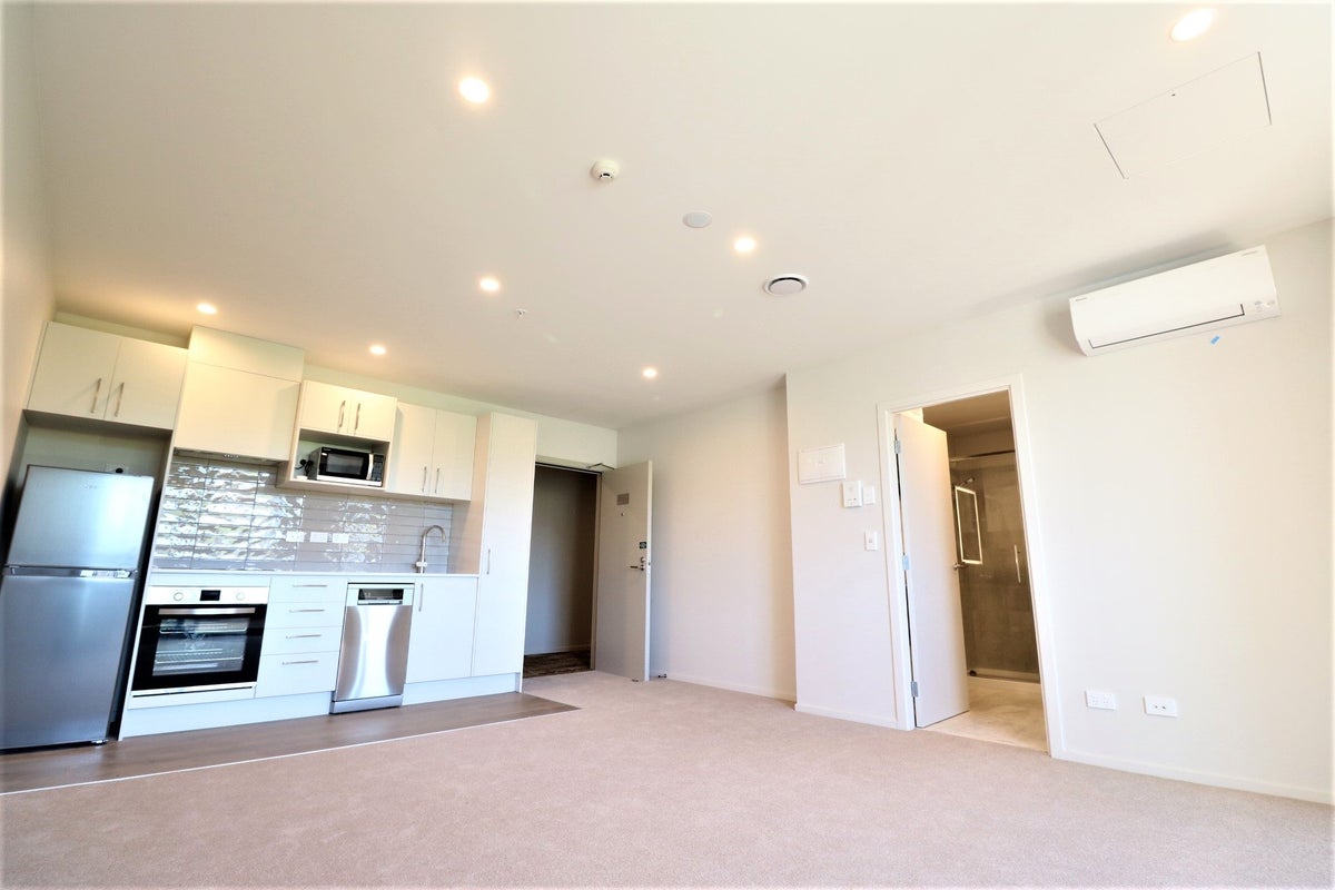 105/16 Mountain Ash Drive, Frankton, Queenstown - Carousel 1