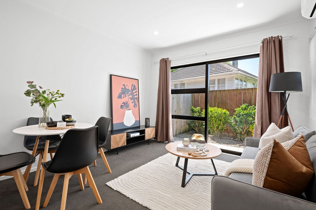 2/19 Dowding Street, Melville, Hamilton - Carousel 2