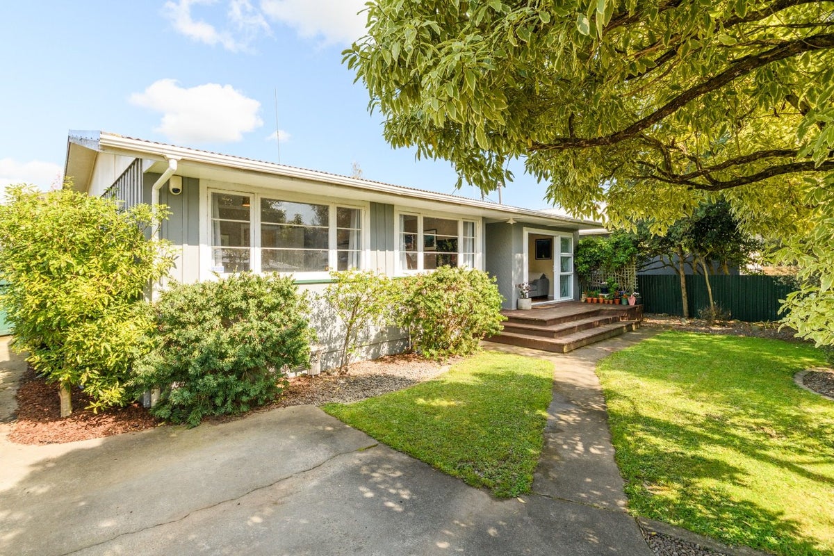 458 Ruahine Street, Terrace End, Palmerston North - Carousel 1