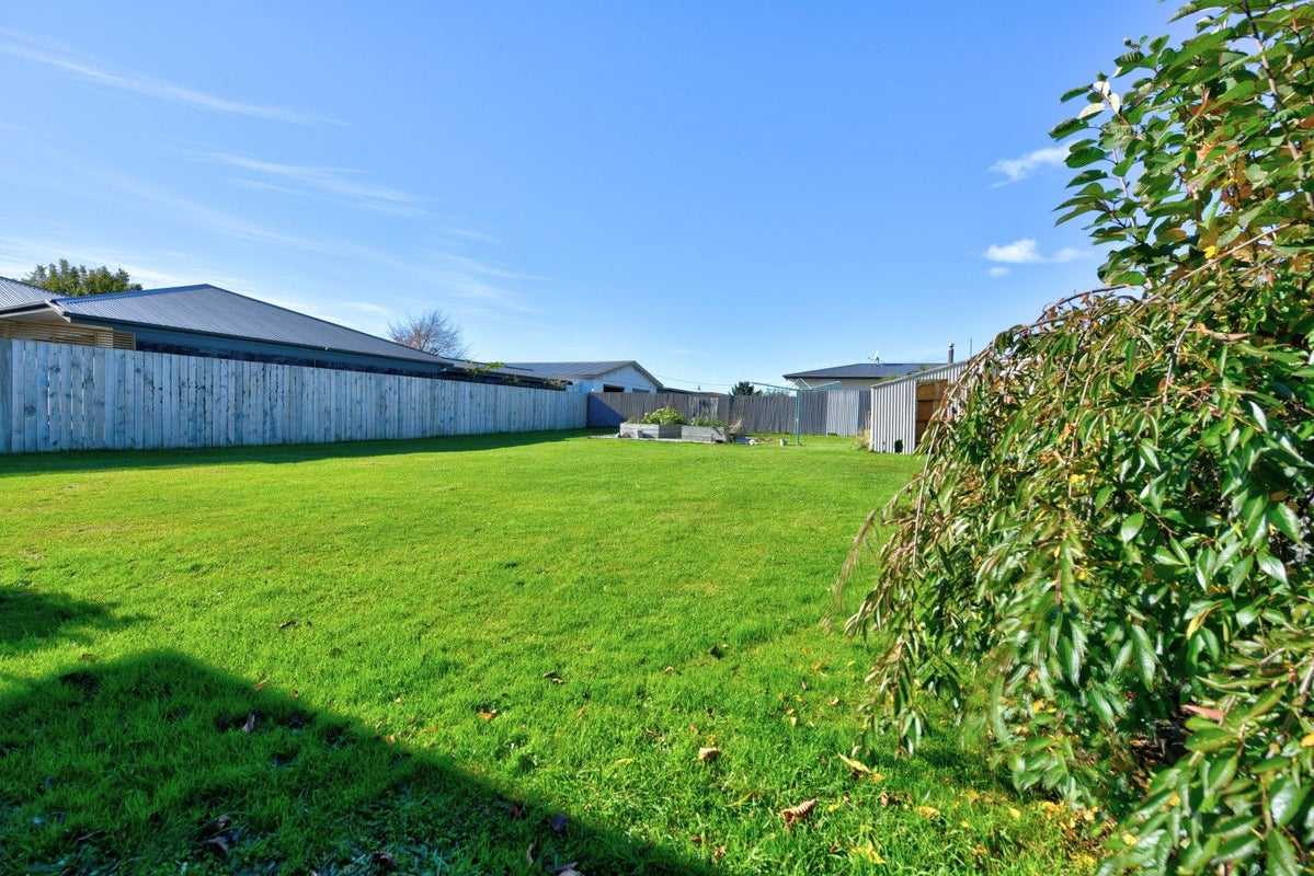 93 Kitchener Street, Gore, Gore - Carousel 15