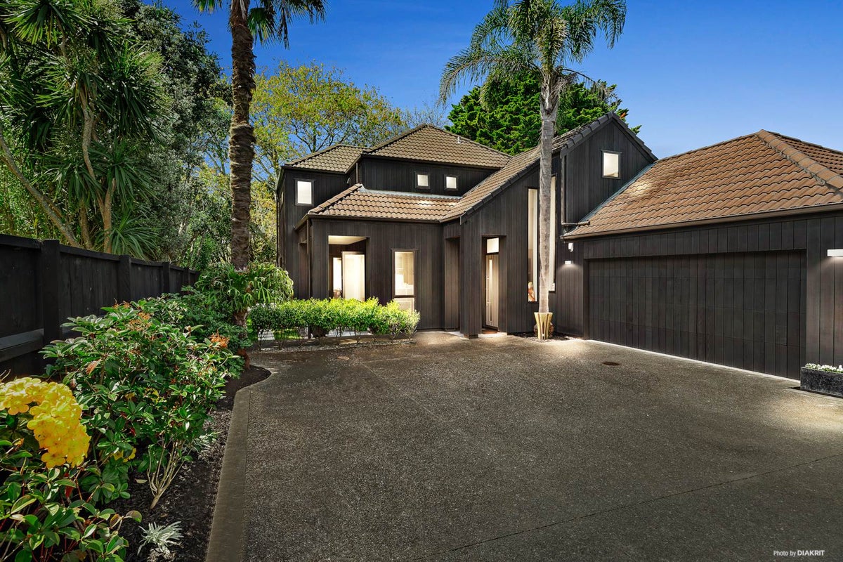 33A Fancourt Street, Meadowbank, Auckland - Carousel 1