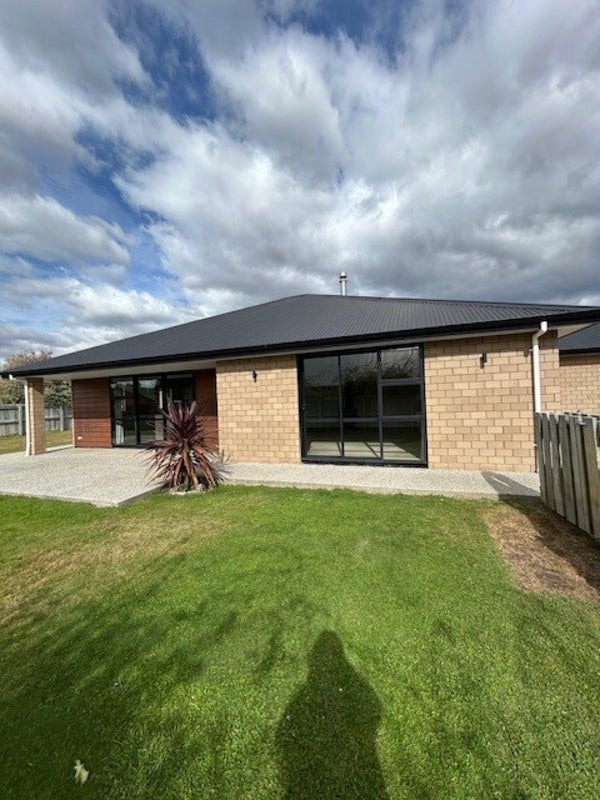 6 Ash Avenue, Albert Town, Wanaka - Carousel 1