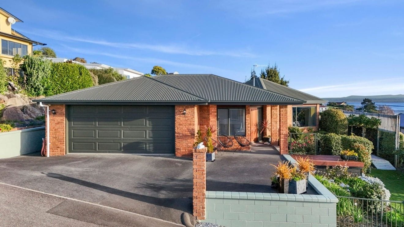 74 Tresillian Avenue, Marybank, Nelson - Carousel 2