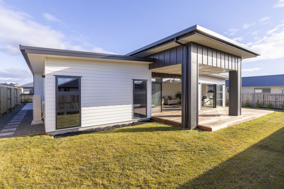 41 Maunganamu Drive, WHAREWAKA, TAUPO - Carousel 25
