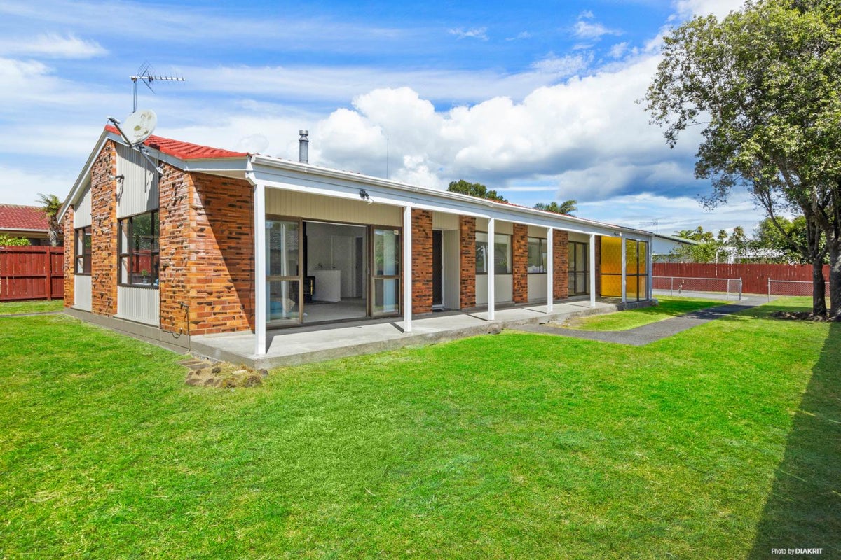 12 Ti Nana Crescent, Henderson, Auckland - Carousel 2
