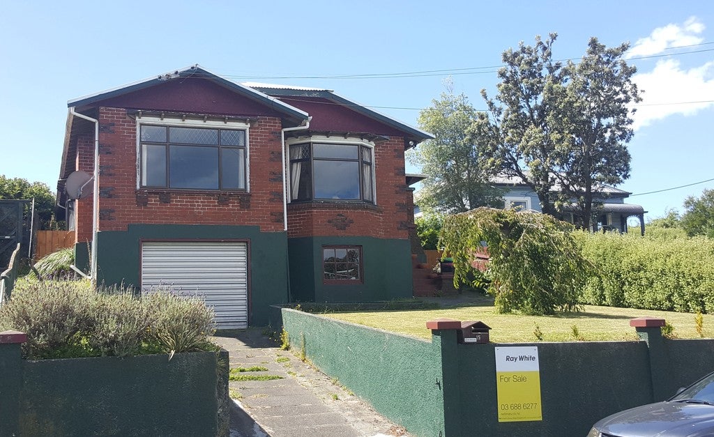 15 Lough Street, West End, Timaru - Carousel 1