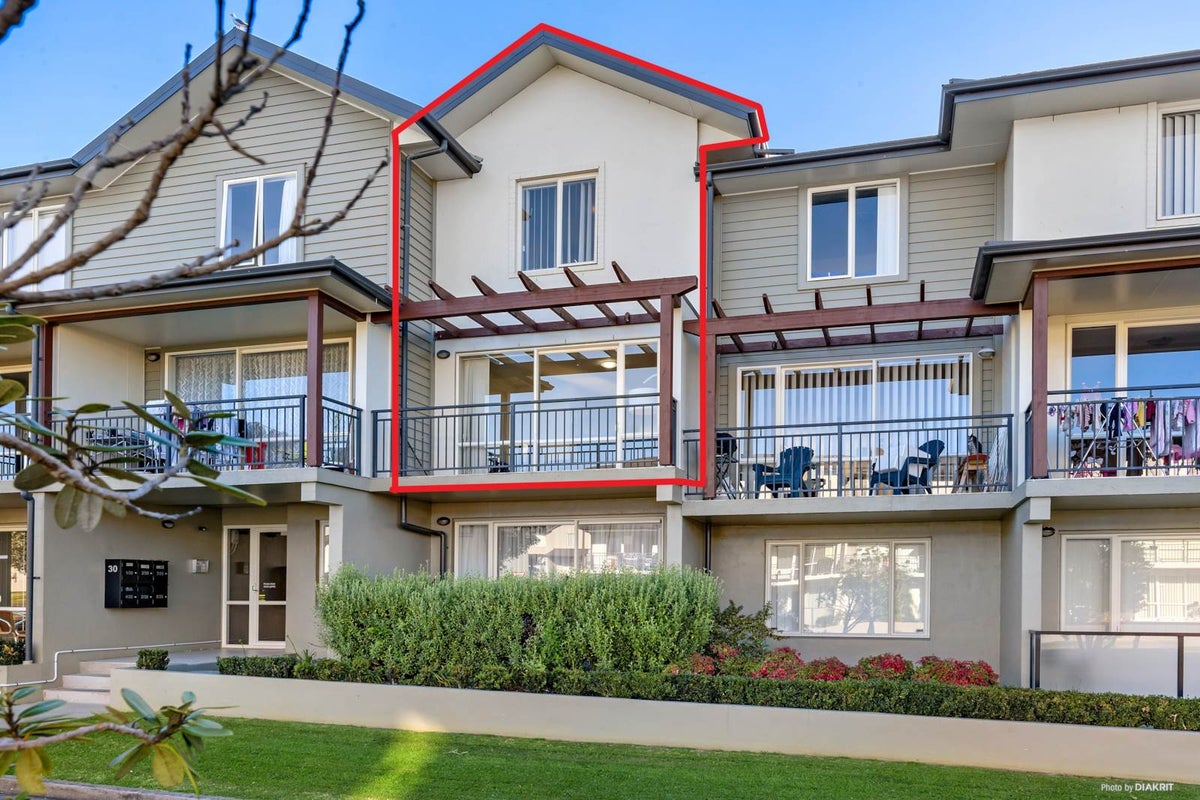 6/30 Opito Way, East Tamaki, Auckland - Carousel 13