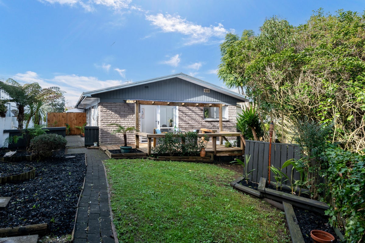 3/5 John Gill Road, Shelly Park, Auckland - Carousel 2
