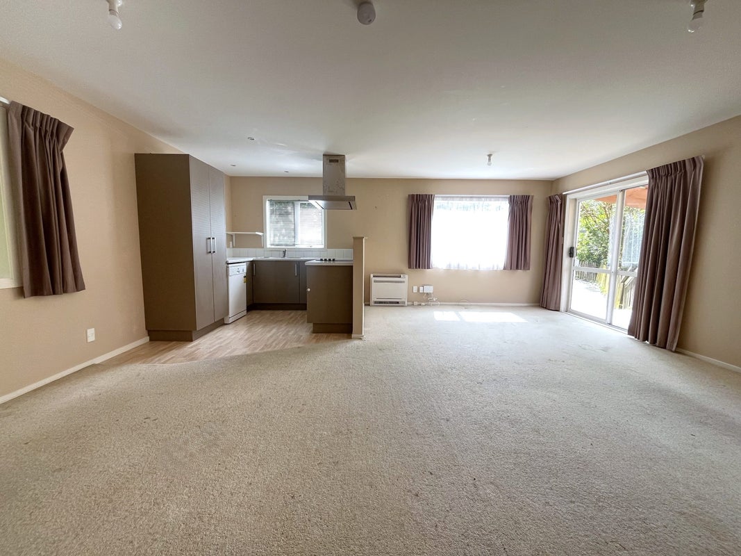 64A Salford Street, Newlands, Wellington - Carousel 2