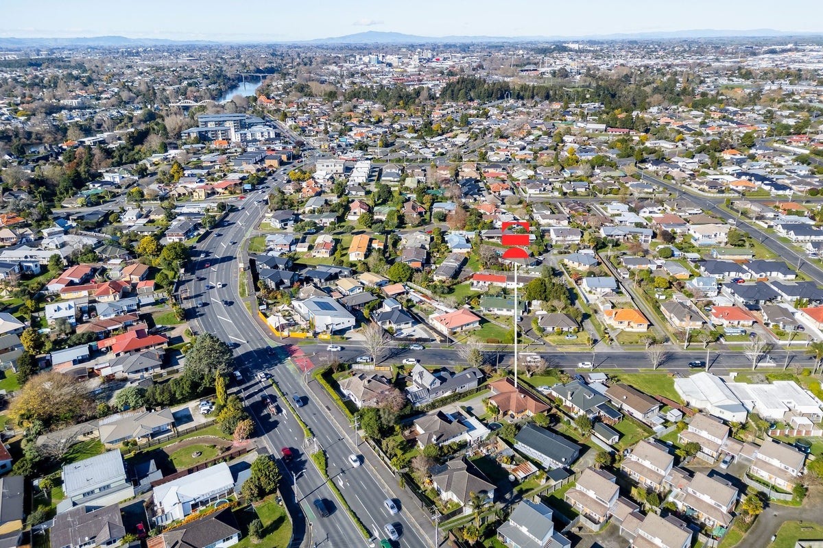 233 Te Rapa Road, Beerescourt, Hamilton - Carousel 20