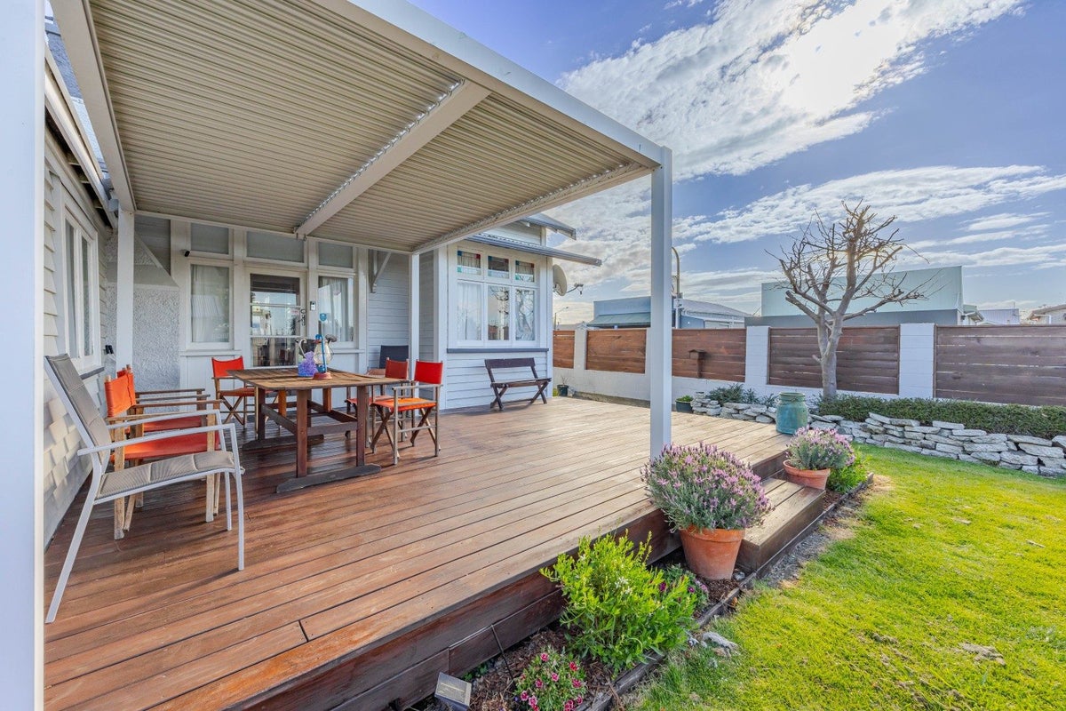 42A Latham Street, Napier South, Napier, Hawke's Bay - Carousel 2