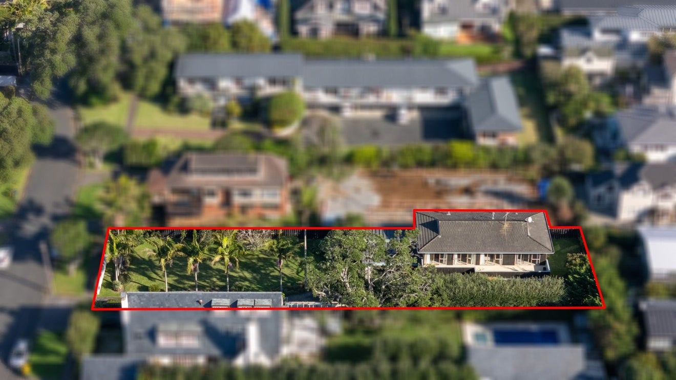 1/24 Saltburn Road, Milford, Auckland - Carousel 2