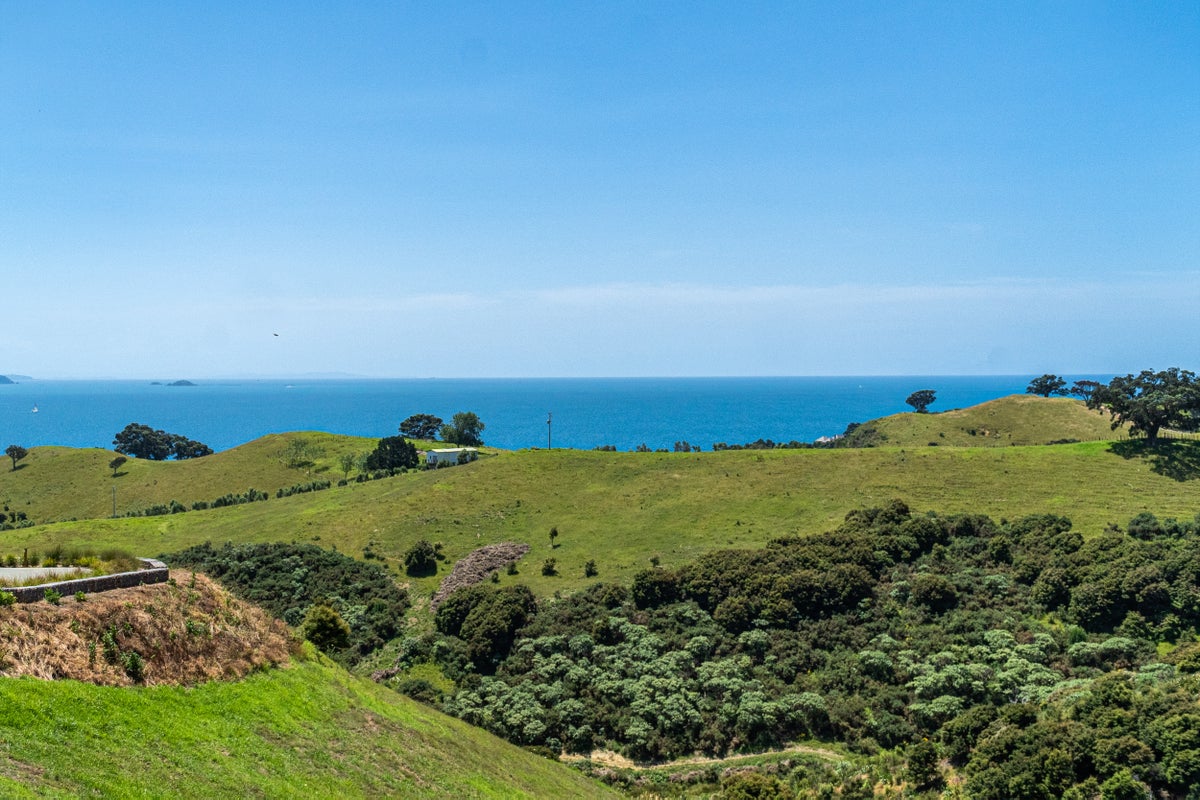 3 Tipa Road, Ostend, Waiheke Island - Carousel 17