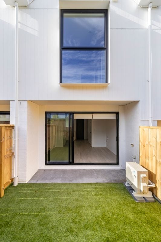 12/52 Taramea Street, Avondale, Auckland - Carousel 9