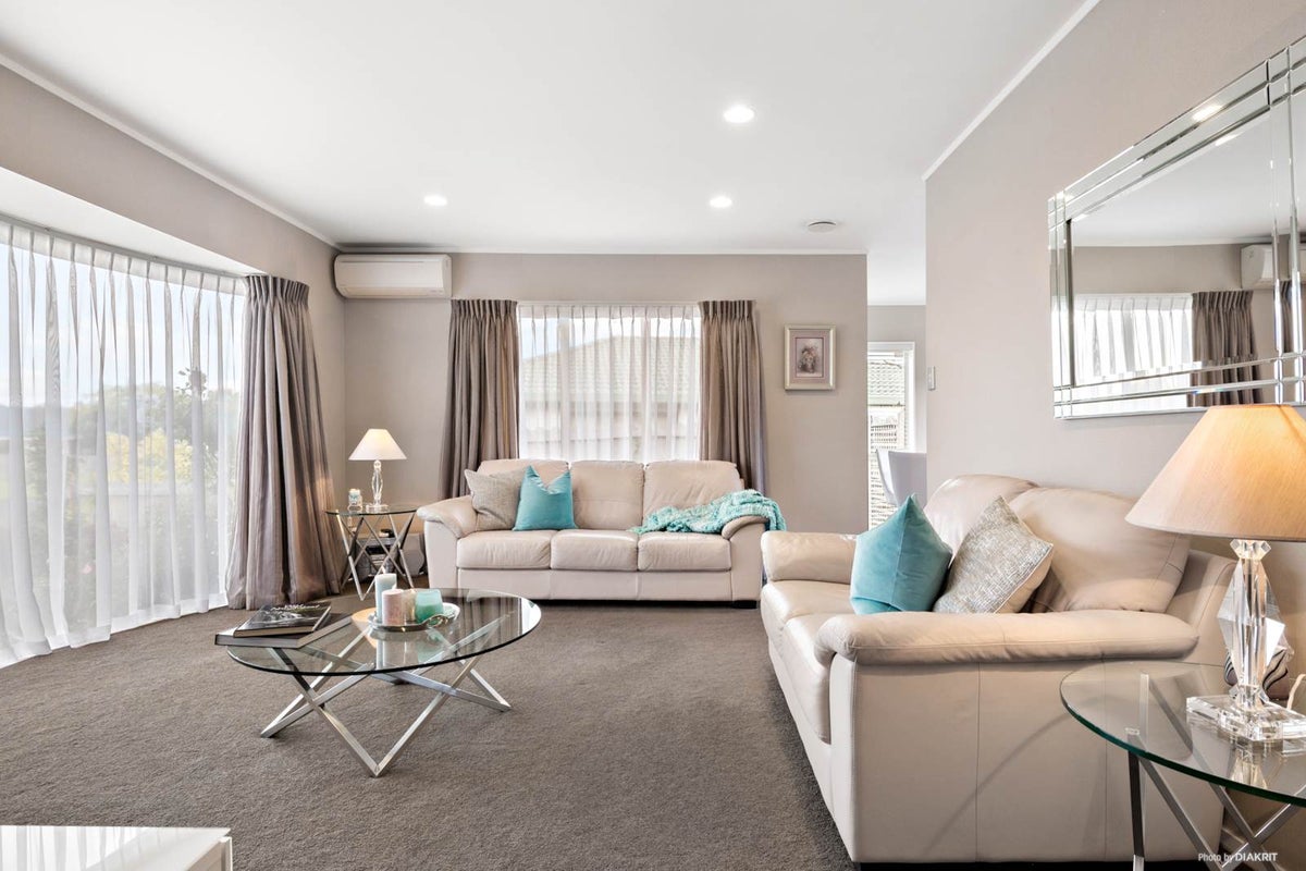 1/49 Matterhorn Crescent, Northpark, Auckland - Carousel 2