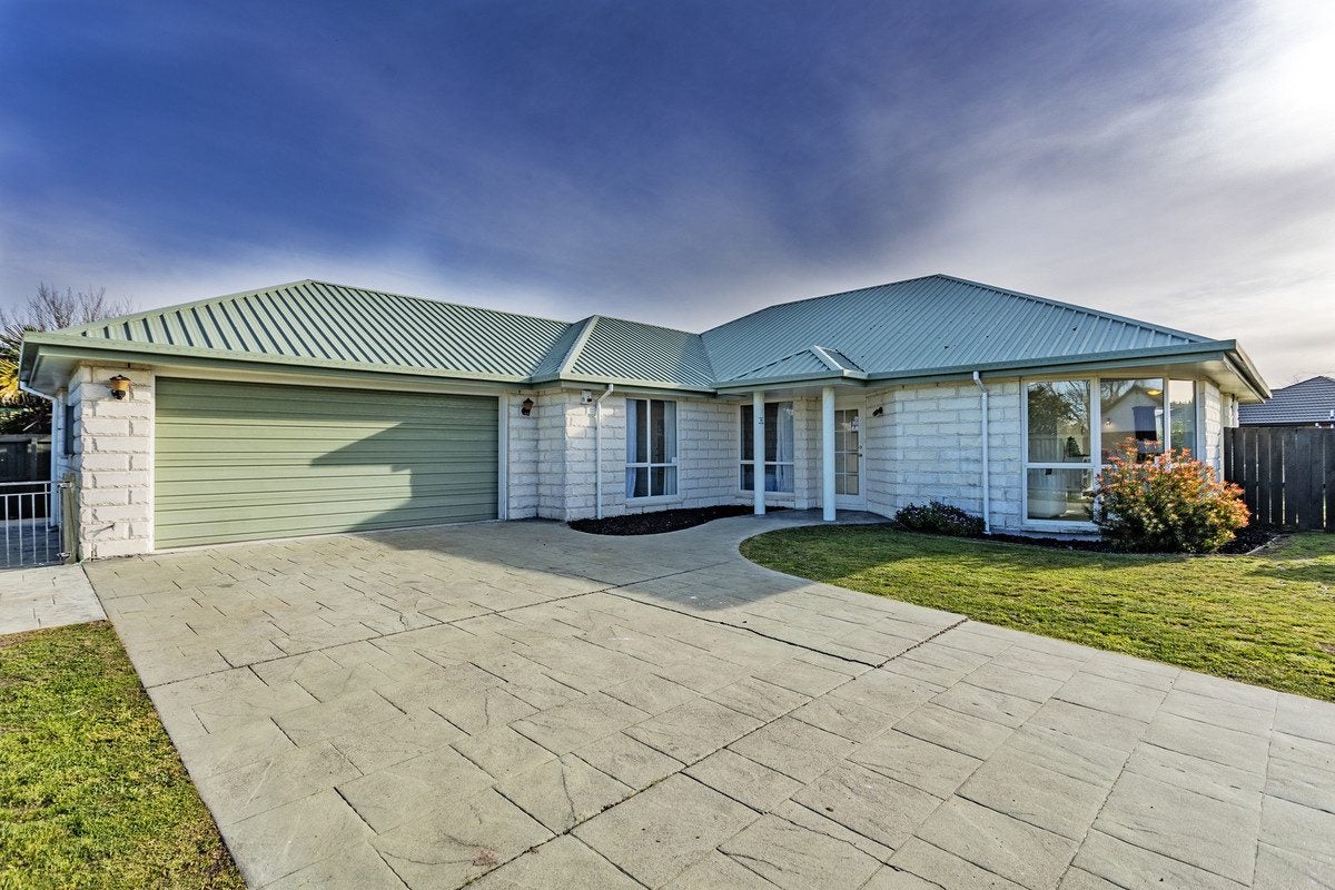 32 Broadhaven Avenue, Parklands, Christchurch - Carousel 1