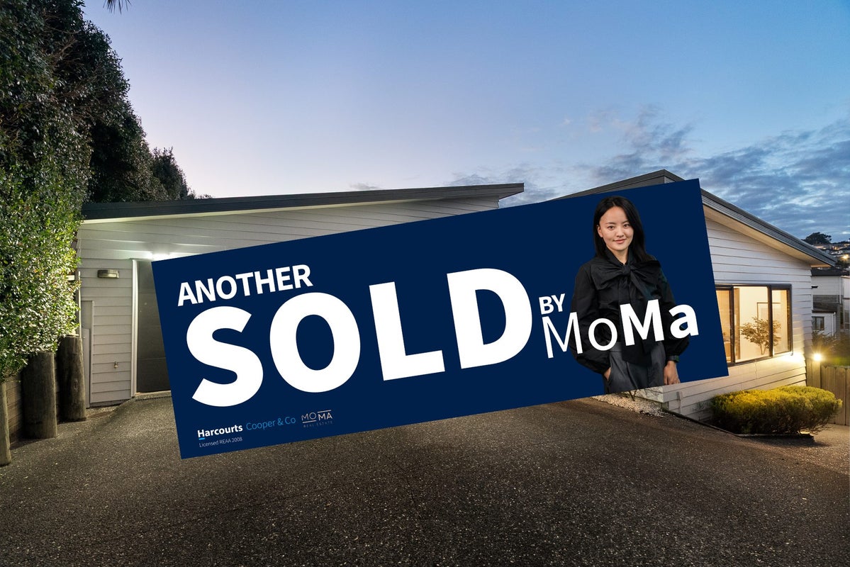 43 Hornbill Drive, Fairview Heights, Auckland - Carousel 1