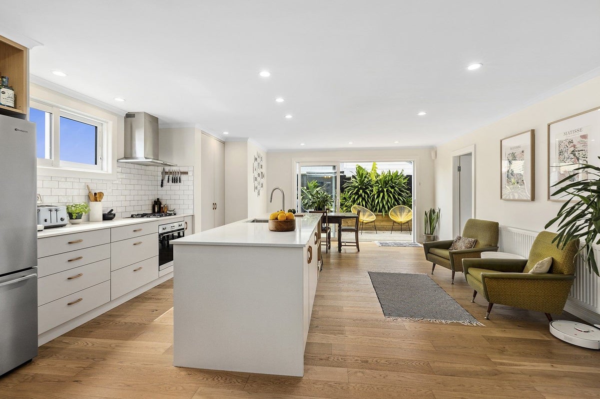 20 Stone Street, Miramar, Wellington - Carousel 1