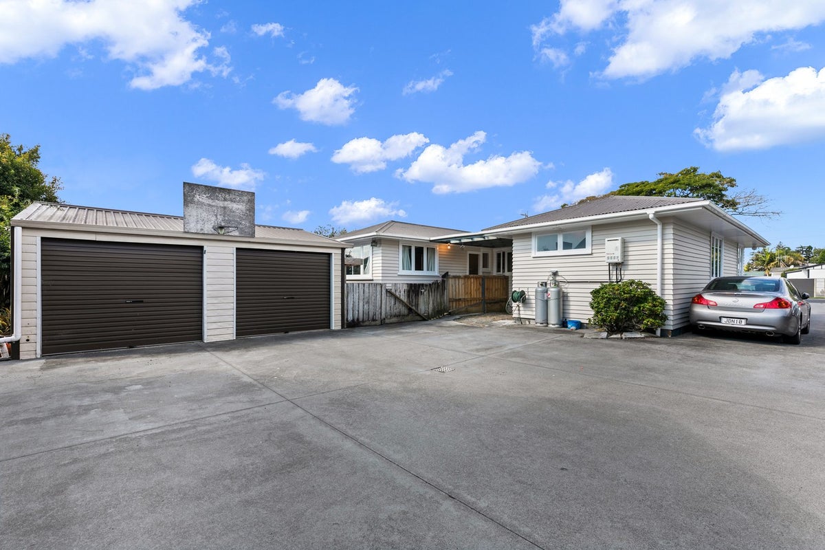 46 Queen Road, Bellevue, Tauranga - Carousel 11