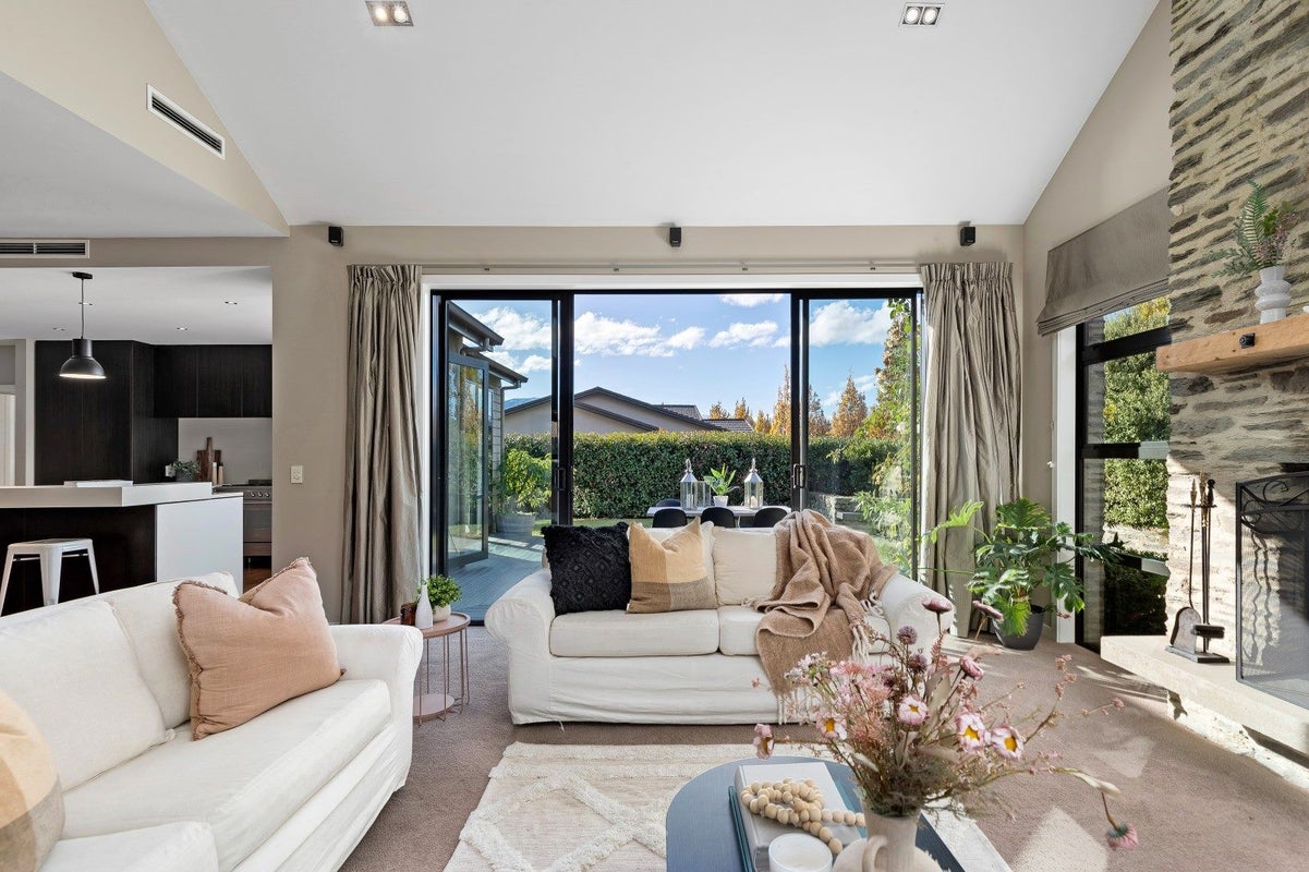 54 Ferry Hill Drive, Lower Shotover, Queenstown - Carousel 1