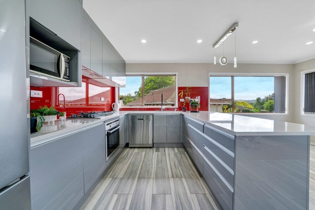 7 Tatariki Street, Rosehill, Papakura - Carousel 2