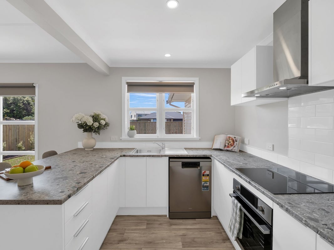 54 Devon Road, Springvale, Whanganui - Carousel 2