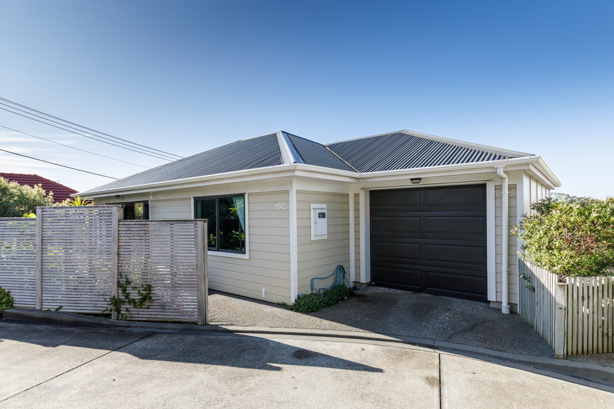 19C Motueka Street, Ngaio, Wellington - Carousel 1