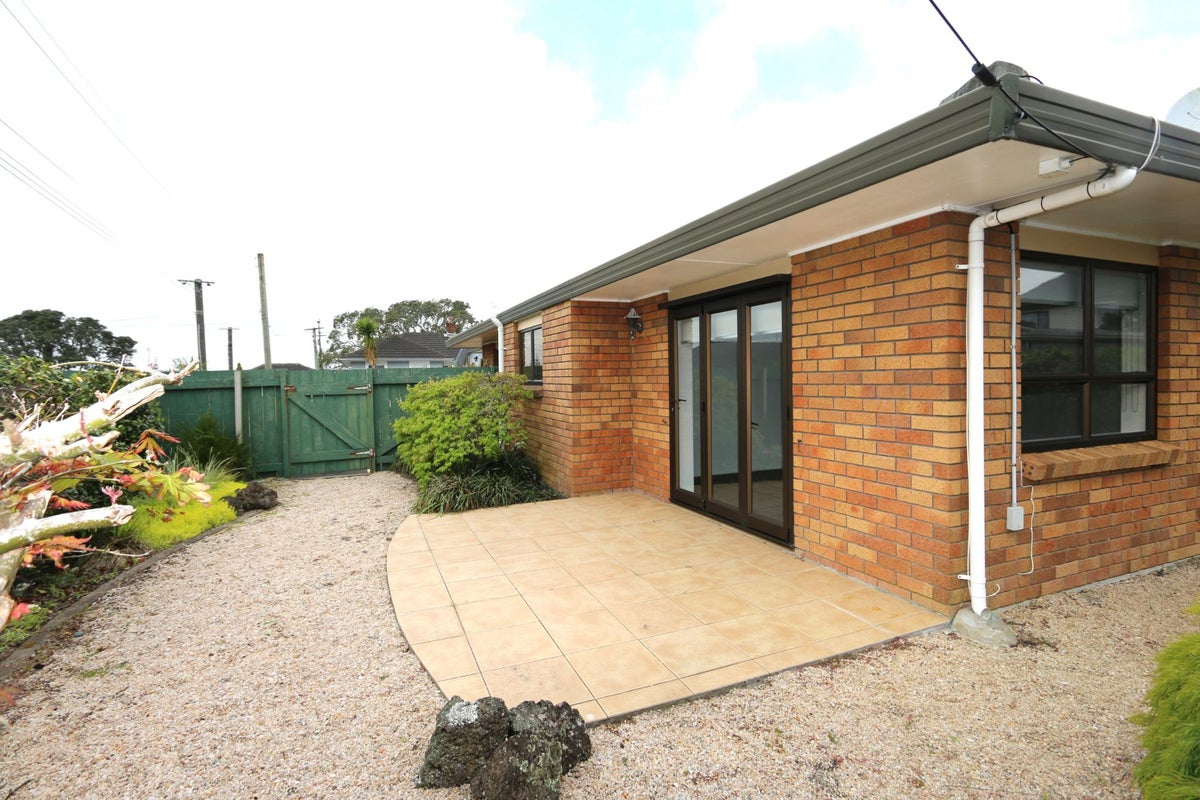 415B Blockhouse Bay Road, Blockhouse Bay, Auckland - Carousel 2