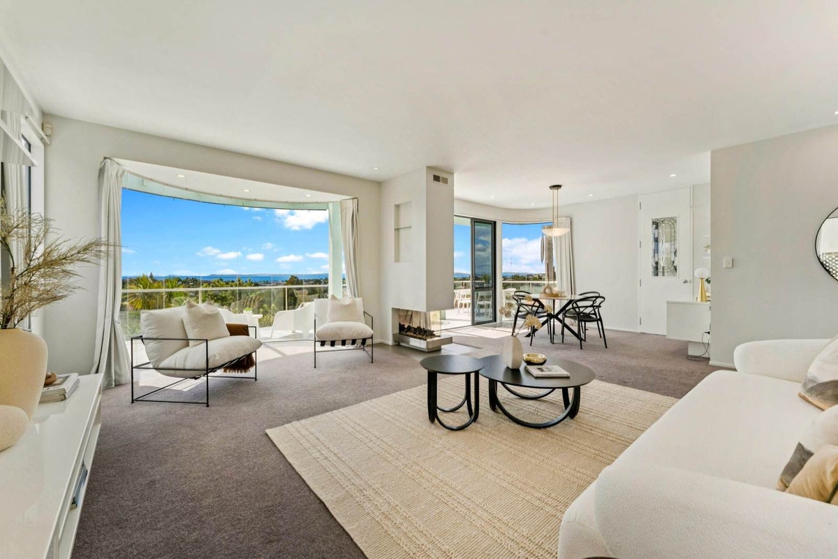 7 Elsfield Place, Torbay, Auckland - Carousel 2